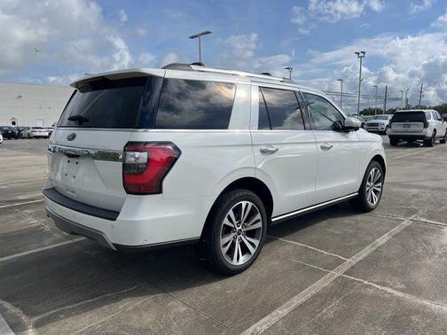 Star White Metallic Tri-Coat 2021 Ford Expedition Limited