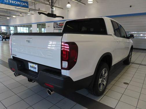 Platinum White Pearl 2026 Honda Ridgeline RTL