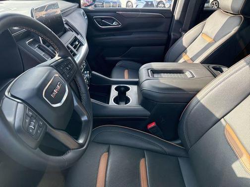 2024 GMC Yukon 4WD AT4