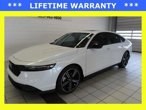Platinum White Pearl 2026 Honda Accord Hybrid Sport