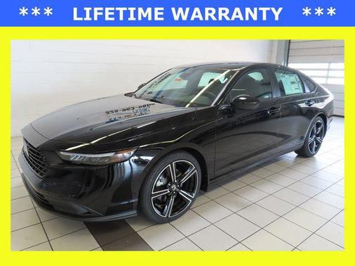 Crystal Black Pearl 2026 Honda Accord Hybrid Sport