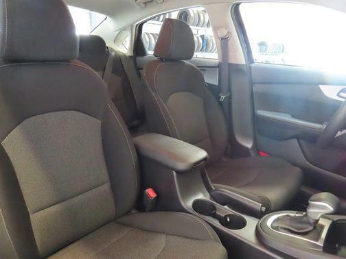 Deep Sea Blue 2022 Kia Forte LXS