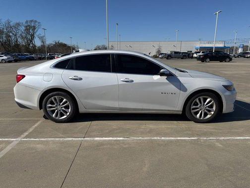 2017 Chevrolet Malibu 1LT