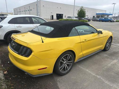 2017 Ford Mustang EcoBoost Premium