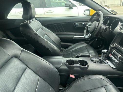 2017 Ford Mustang EcoBoost Premium