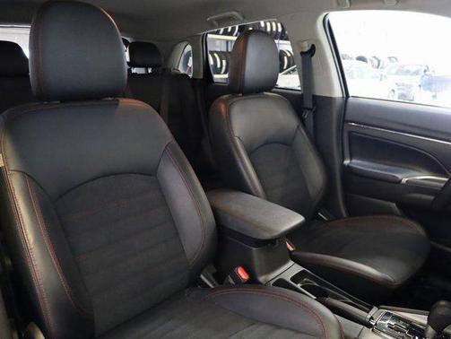 2024 Mitsubishi Outlander Sport SE