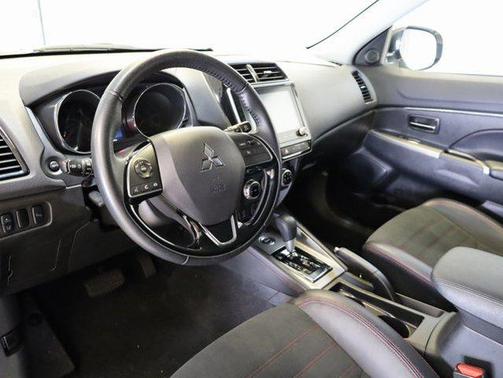 2024 Mitsubishi Outlander Sport SE