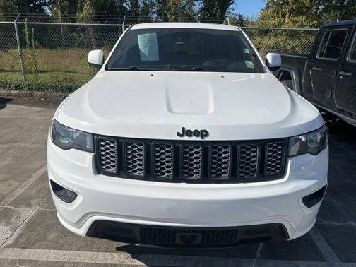 2021 Jeep Grand Cherokee Laredo