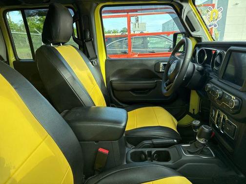 High Velocity Clearcoat 2023 Jeep Gladiator Sport S