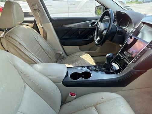 2014 INFINITI Q50 Premium