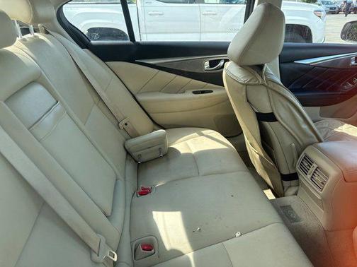 2014 INFINITI Q50 Premium