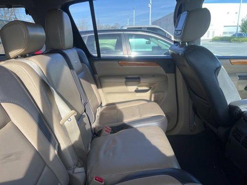 2014 Nissan Armada Platinum