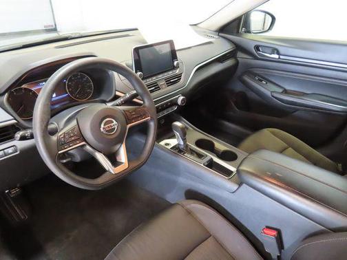 Super Black 2020 Nissan Altima S FWD