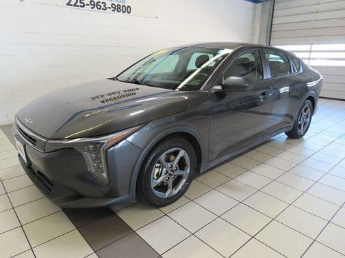 Interstellar Gray 2025 Kia K4 LXS
