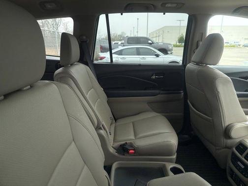 2017 Honda Pilot Elite