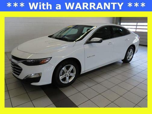 Summit White 2024 Chevrolet Malibu FWD 1LT