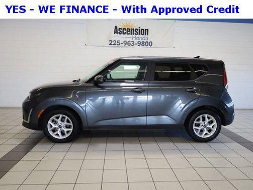 2023 Kia Soul LX