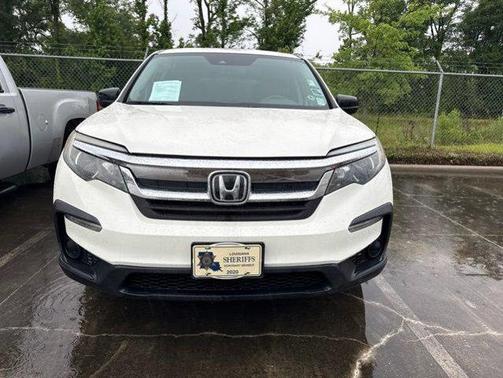 White Diamond Pearl 2019 Honda Pilot LX