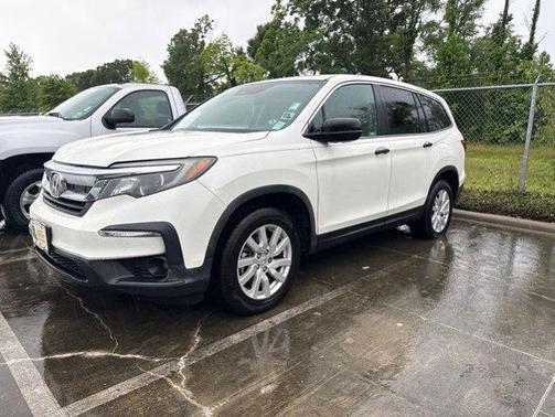 White Diamond Pearl 2019 Honda Pilot LX