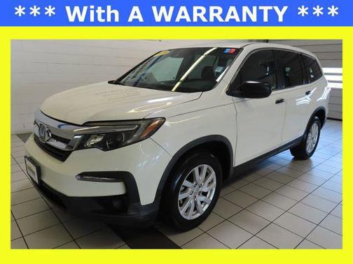 White Diamond Pearl 2019 Honda Pilot LX