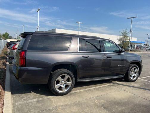 2017 Chevrolet Suburban LS