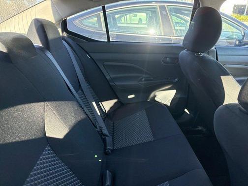 2023 Nissan Versa 1.6 S