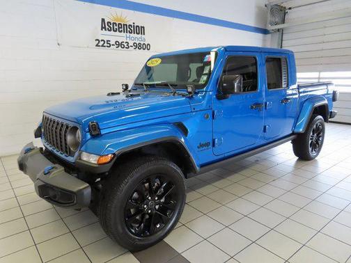 2025 Jeep Gladiator Nighthawk