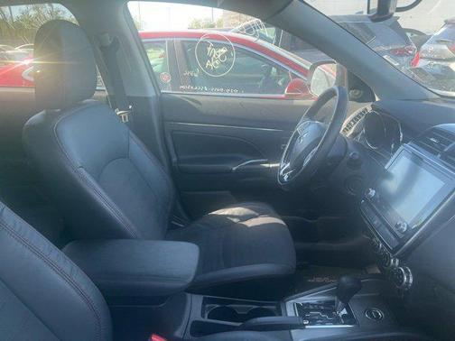 2023 Mitsubishi Outlander Sport SE