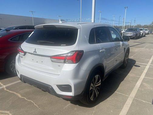 2023 Mitsubishi Outlander Sport SE