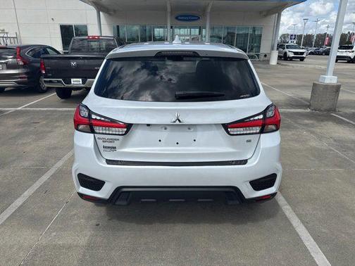 2023 Mitsubishi Outlander Sport SE