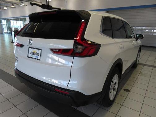 Platinum White Pearl 2027 Honda CR-V LX