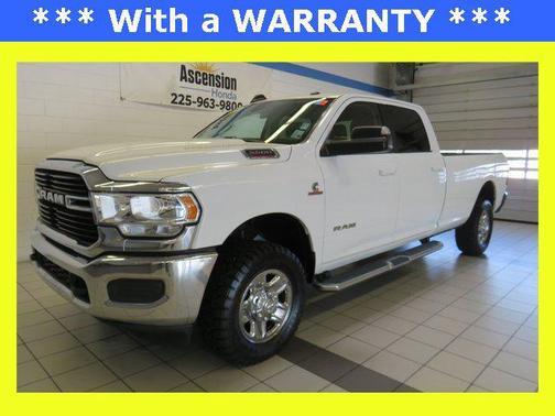 2020 RAM 3500 Big Horn Crew Cab 4x4 8' Box