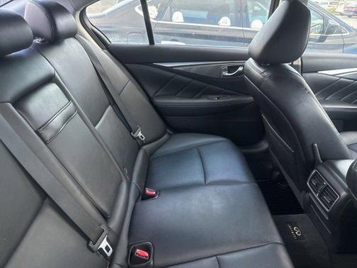 2014 INFINITI Q50 Premium
