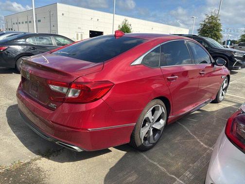 2018 Honda Accord Touring 2.0T