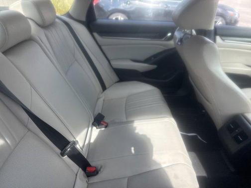 2018 Honda Accord Touring 2.0T