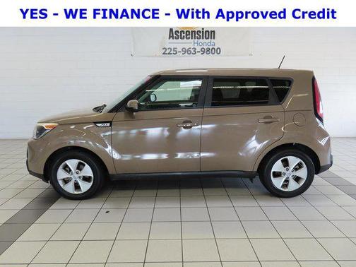 2016 Kia Soul Base