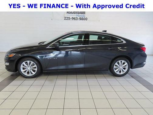 Dark Ash Metallic 2023 Chevrolet Malibu FWD 1LT