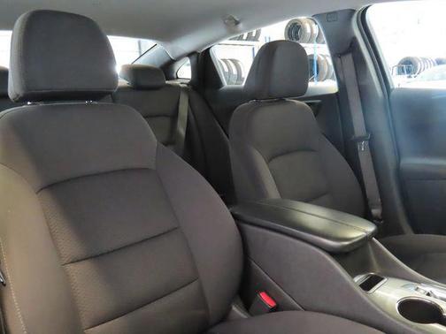 Dark Ash Metallic 2023 Chevrolet Malibu FWD 1LT