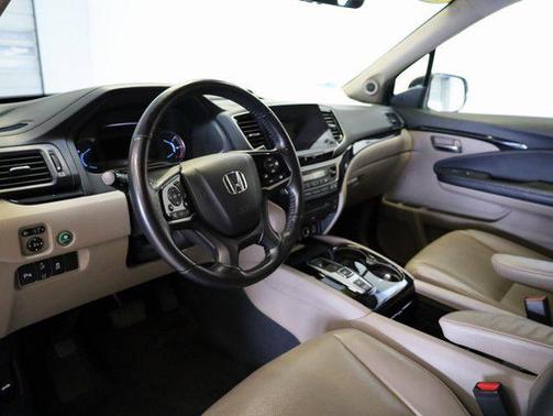 2021 Honda Pilot AWD Elite