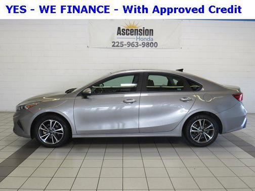 2023 Kia Forte LXS