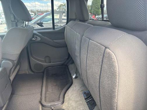 2014 Nissan Frontier SV