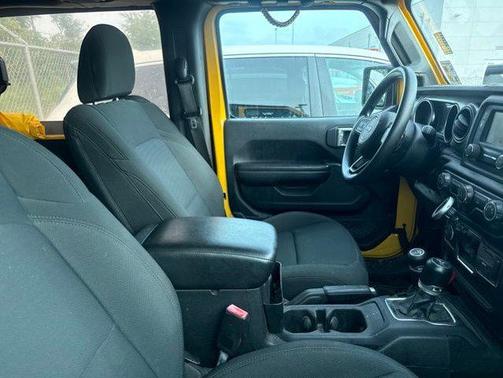 Hellayella Clearcoat 2021 Jeep Wrangler Sport