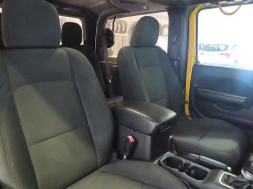 Hellayella Clearcoat 2021 Jeep Wrangler Sport