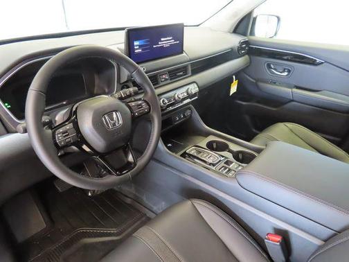 Sonic Gray Pearl 2026 Honda Pilot EX-L