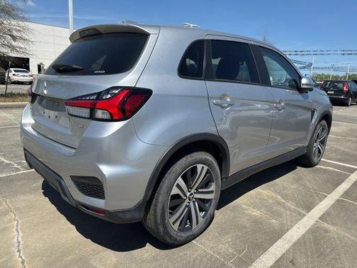 2025 Mitsubishi Outlander Sport SE