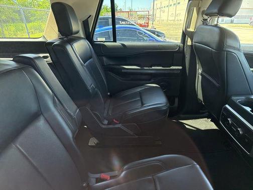 White 2024 Ford Expedition Max XLT