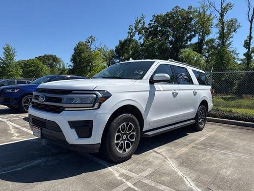 White 2024 Ford Expedition Max XLT
