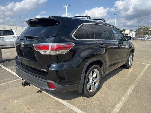 2016 Toyota Highlander Limited Platinum