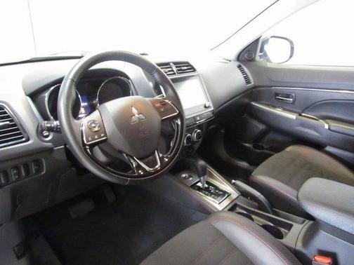 2024 Mitsubishi Outlander Sport SE