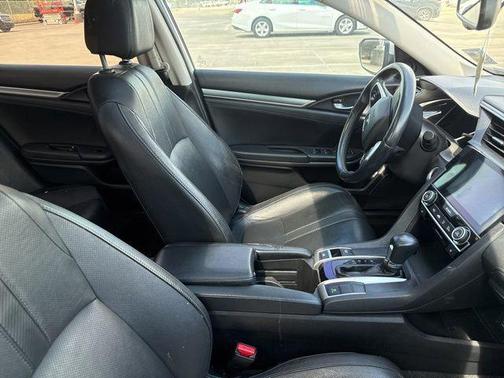 Lunar Silver Metallic 2017 Honda Civic EX-L